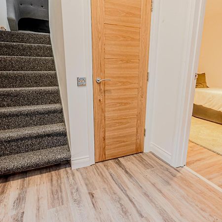 Stunning Three Bedroom Townhouse In The Jewellery Quarter, Birmingham City Centre Sleeps 5- Free Parking Zewnętrze zdjęcie