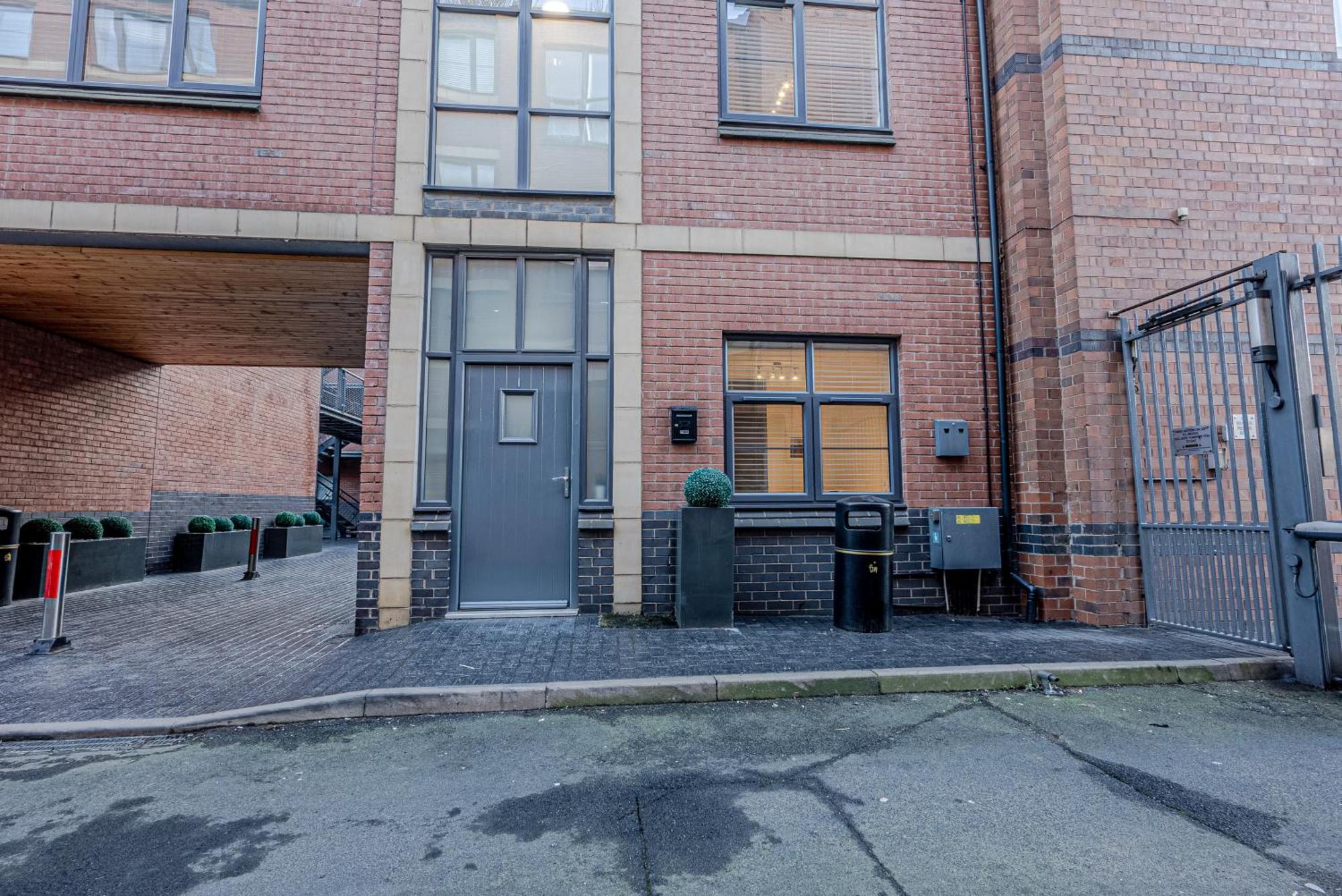 Stunning Three Bedroom Townhouse In The Jewellery Quarter, Birmingham City Centre Sleeps 5- Free Parking Zewnętrze zdjęcie
