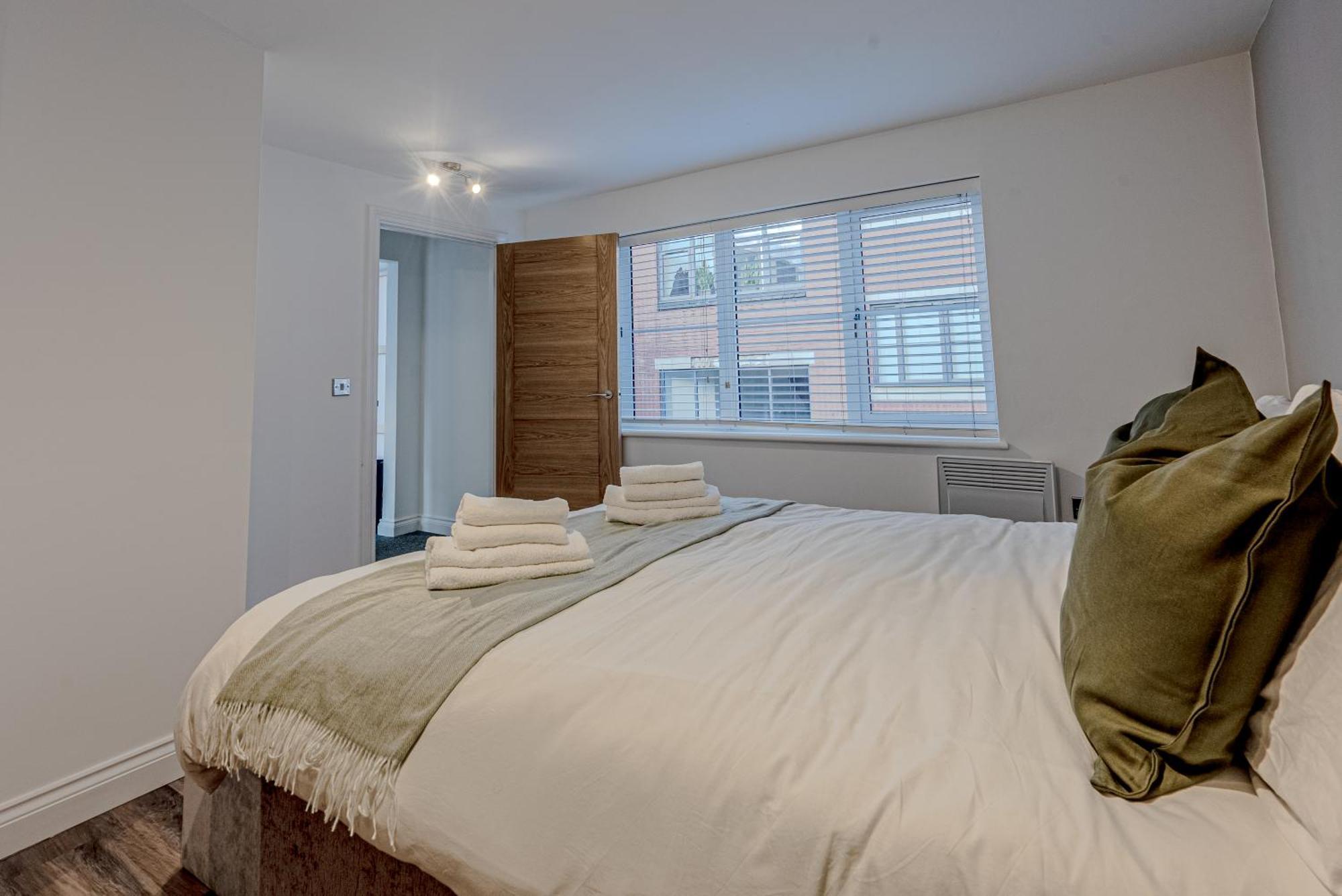 Stunning Three Bedroom Townhouse In The Jewellery Quarter, Birmingham City Centre Sleeps 5- Free Parking Zewnętrze zdjęcie